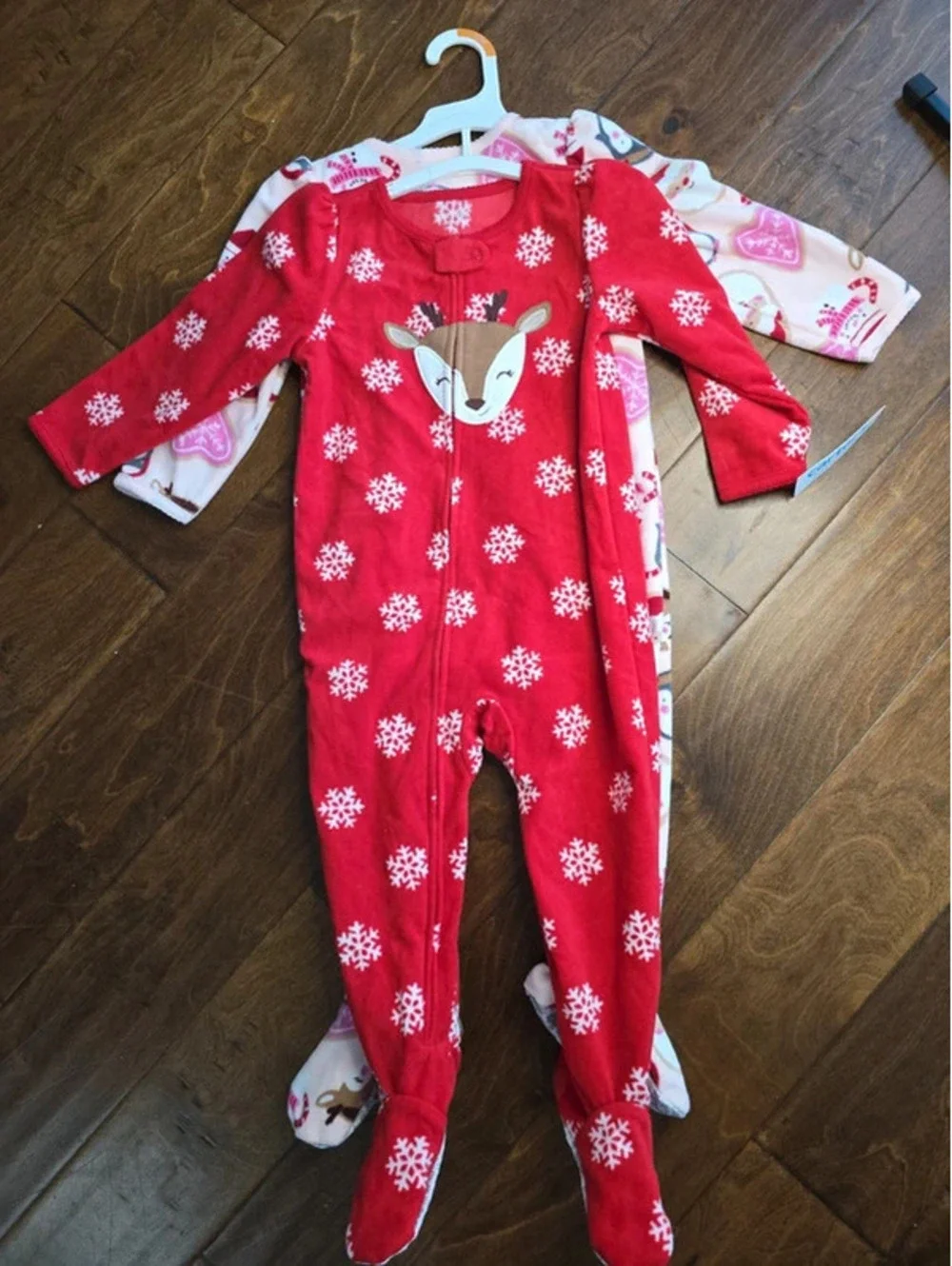 2t brand new christmas pajamas from carter's item, 314G6